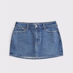 Curve Love Mid Rise Denim Mini Skirt